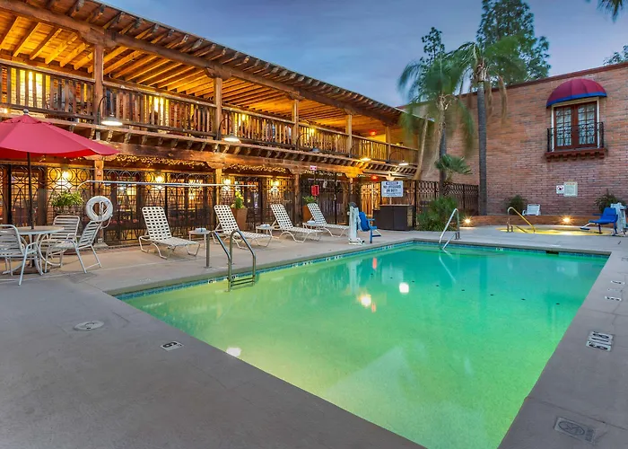 Comfort Near Sabino Canyon 4* Tucson