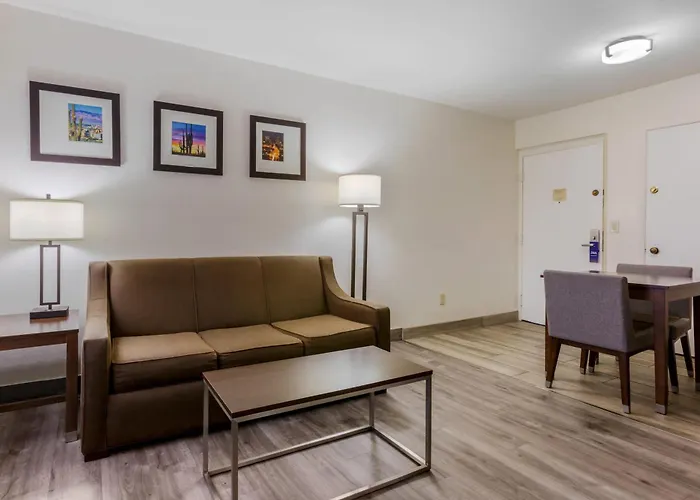 Hotel Comfort Near Sabino Canyon 4*