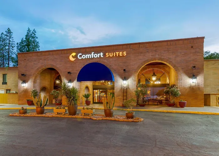 Comfort Near Sabino Canyon 4*