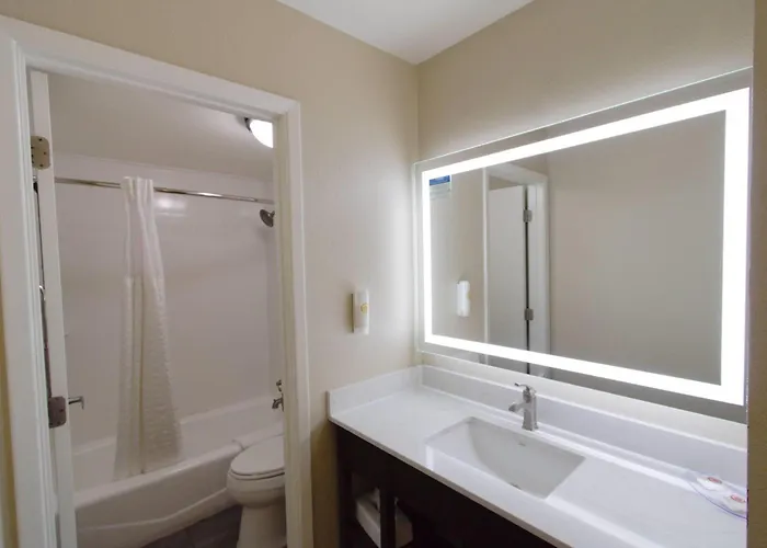 Hotel Comfort Near Sabino Canyon