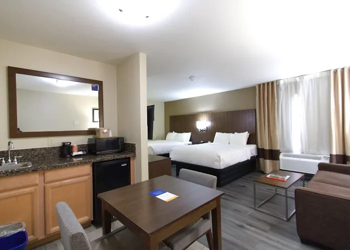 Hotel Comfort Near Sabino Canyon 4*